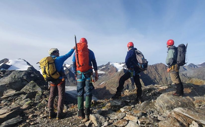 Mountaineering course in the Ötztaler Alps in Austria